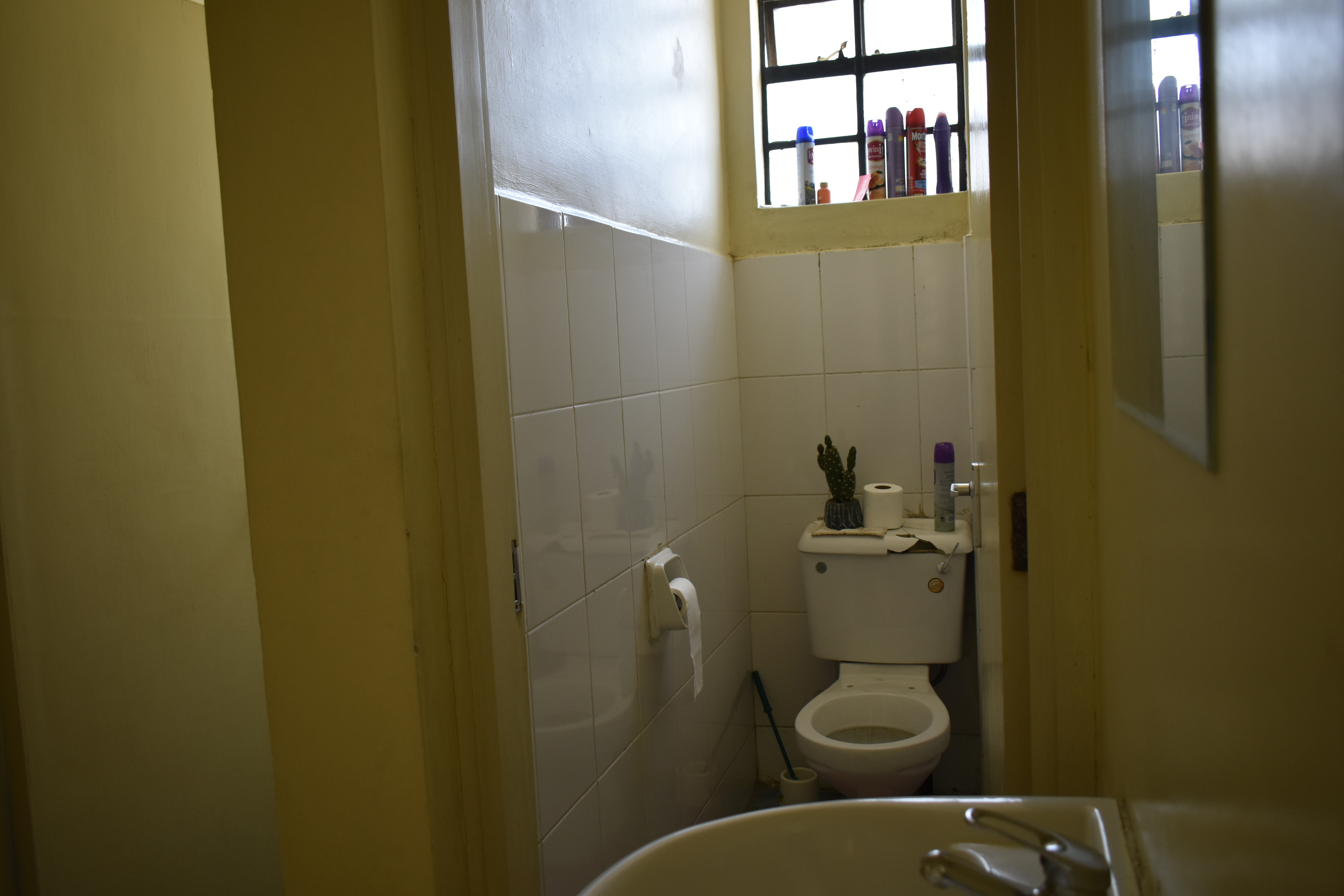 Clean and pristine bathroom
